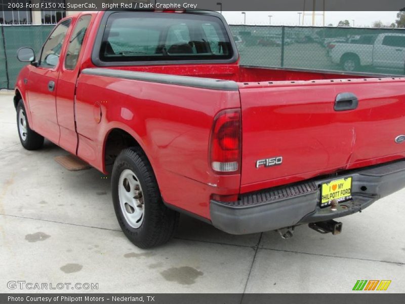 Bright Red / Dark Graphite Grey 2003 Ford F150 XL SuperCab