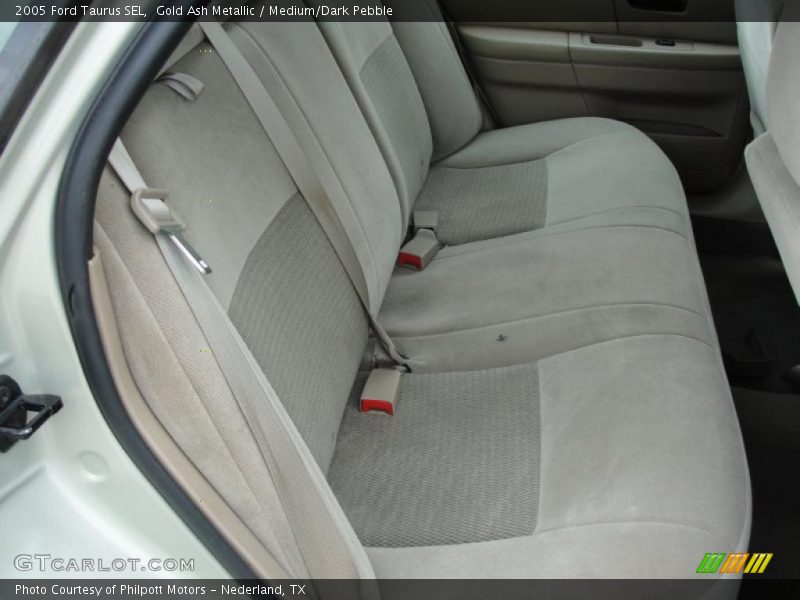  2005 Taurus SEL Medium/Dark Pebble Interior