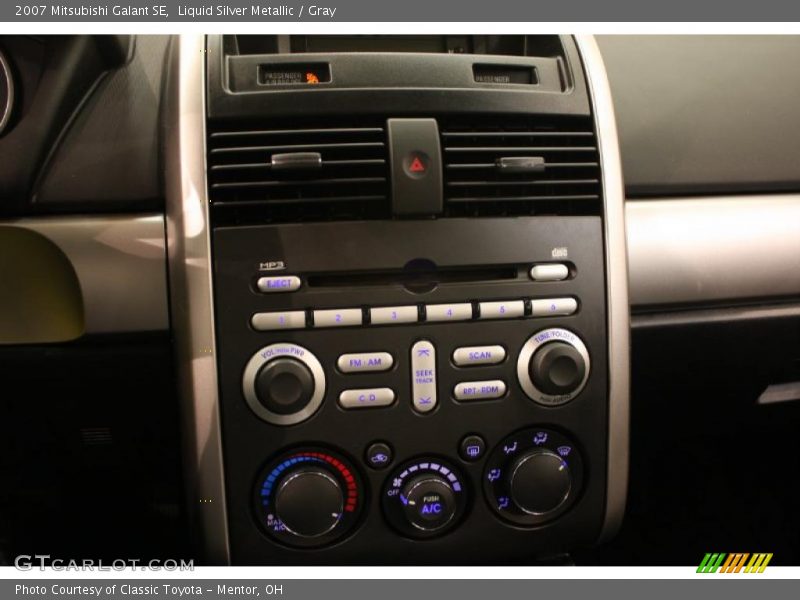 Liquid Silver Metallic / Gray 2007 Mitsubishi Galant SE