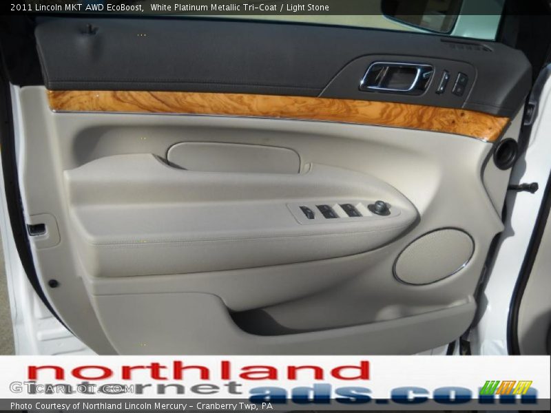 White Platinum Metallic Tri-Coat / Light Stone 2011 Lincoln MKT AWD EcoBoost