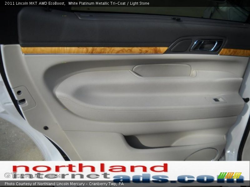 White Platinum Metallic Tri-Coat / Light Stone 2011 Lincoln MKT AWD EcoBoost