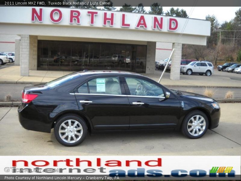 Tuxedo Black Metallic / Light Camel 2011 Lincoln MKZ FWD