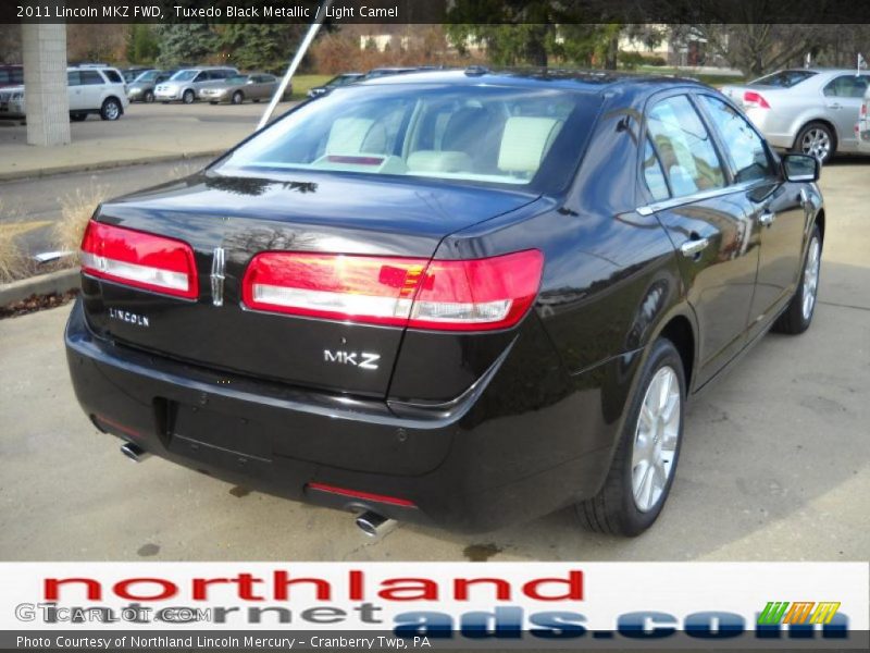 Tuxedo Black Metallic / Light Camel 2011 Lincoln MKZ FWD