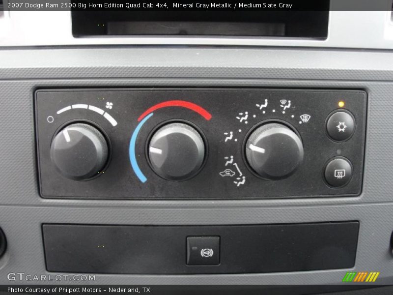 Controls of 2007 Ram 2500 Big Horn Edition Quad Cab 4x4