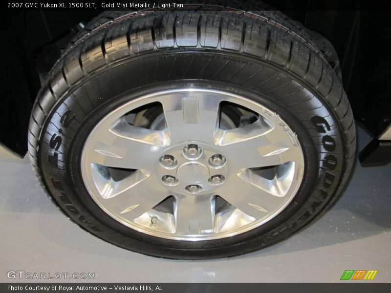  2007 Yukon XL 1500 SLT Wheel
