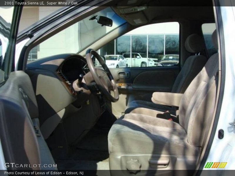 Super White / Oak 2001 Toyota Sienna LE