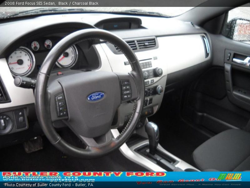 Black / Charcoal Black 2008 Ford Focus SES Sedan