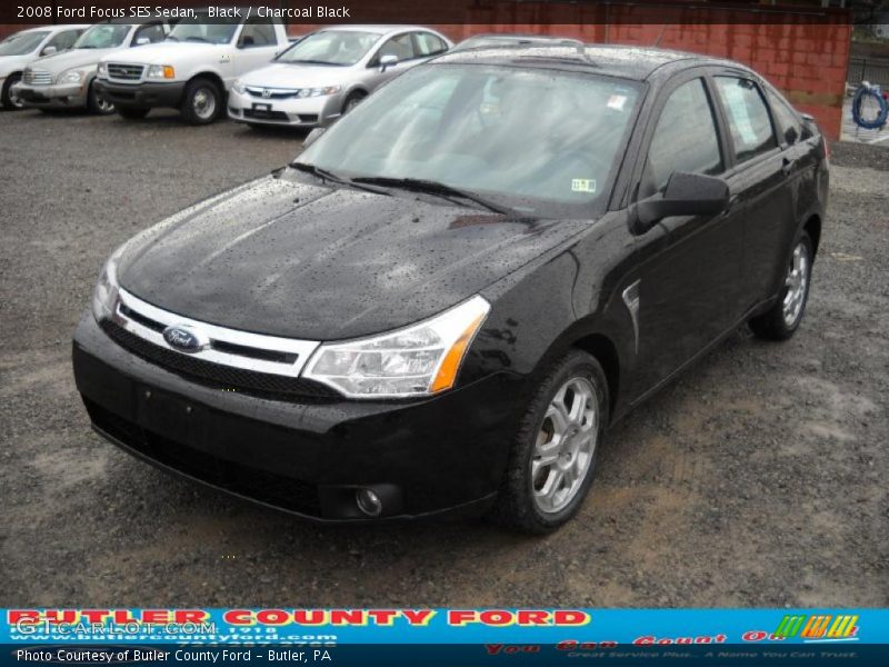 Black / Charcoal Black 2008 Ford Focus SES Sedan