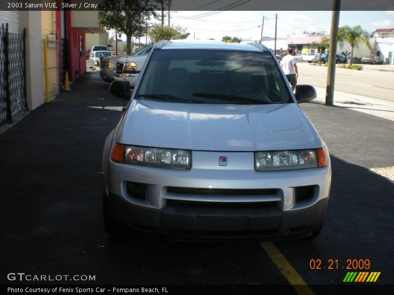 Silver / Gray 2003 Saturn VUE