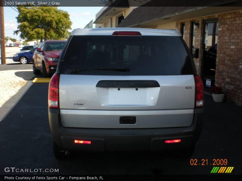 Silver / Gray 2003 Saturn VUE