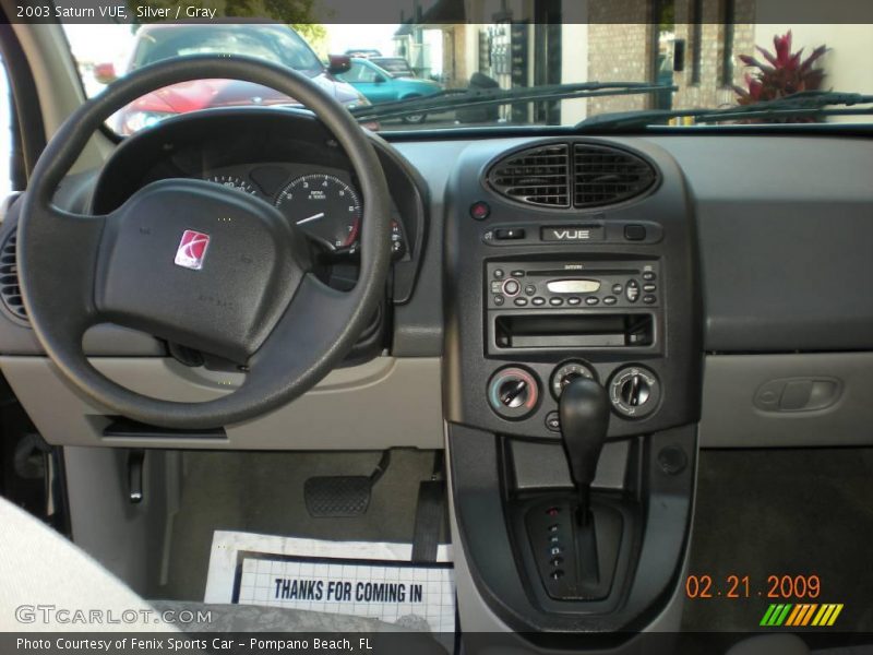 Silver / Gray 2003 Saturn VUE