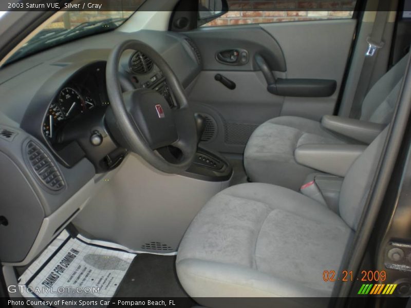 Silver / Gray 2003 Saturn VUE