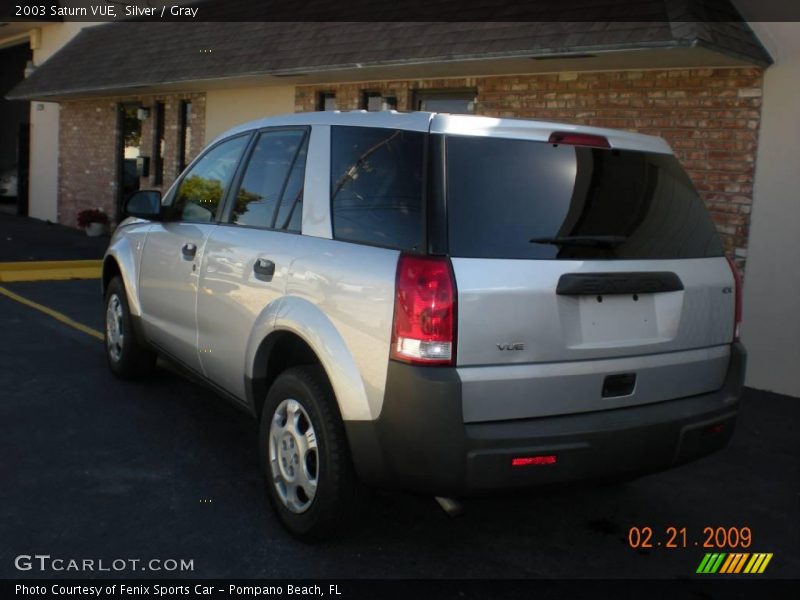 Silver / Gray 2003 Saturn VUE