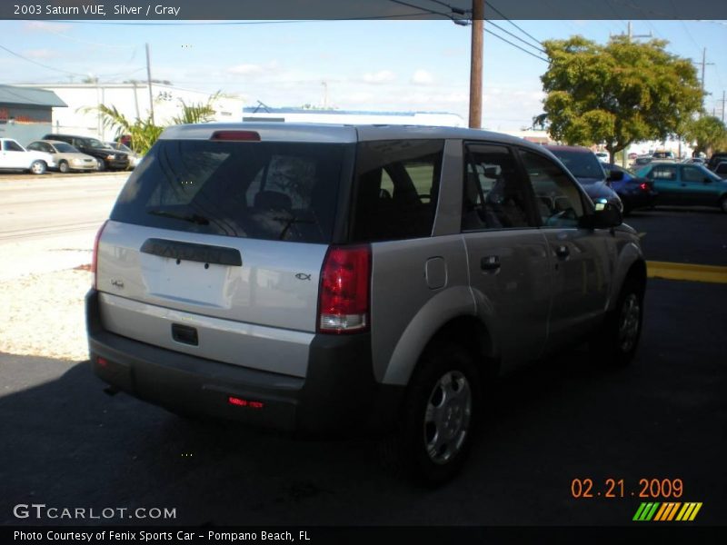 Silver / Gray 2003 Saturn VUE