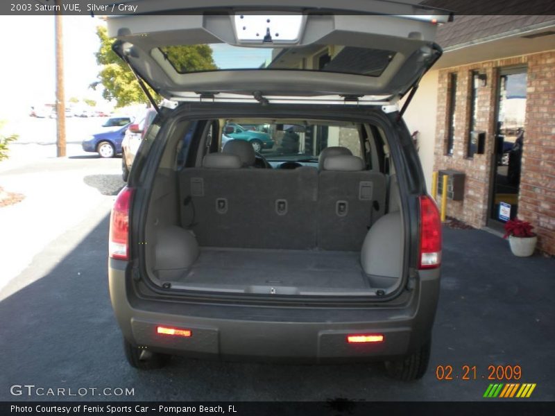 Silver / Gray 2003 Saturn VUE