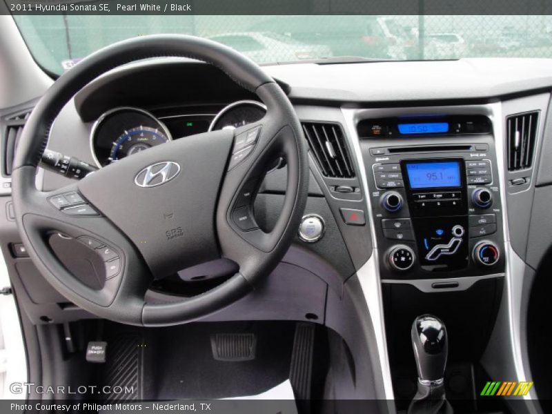 Pearl White / Black 2011 Hyundai Sonata SE