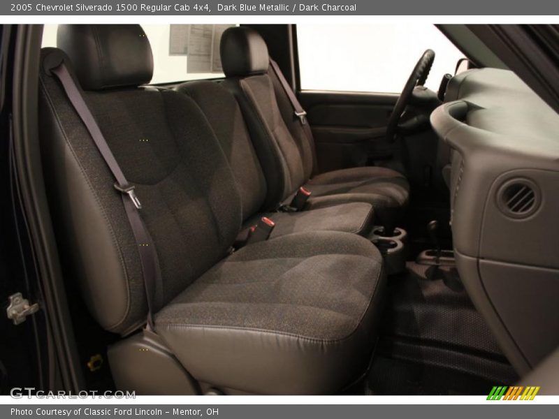 Dark Blue Metallic / Dark Charcoal 2005 Chevrolet Silverado 1500 Regular Cab 4x4