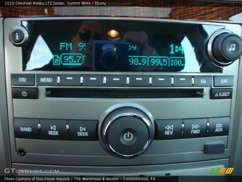 Summit White / Ebony 2010 Chevrolet Malibu LTZ Sedan