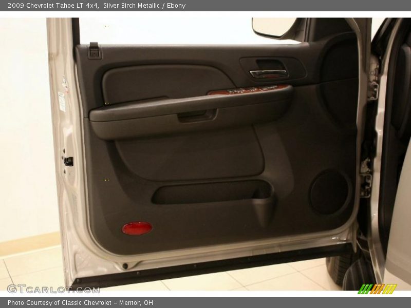 Silver Birch Metallic / Ebony 2009 Chevrolet Tahoe LT 4x4