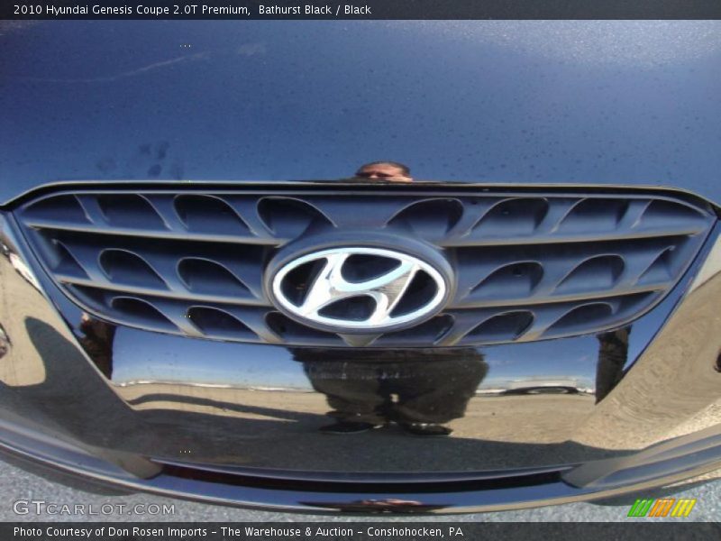  2010 Genesis Coupe 2.0T Premium Logo