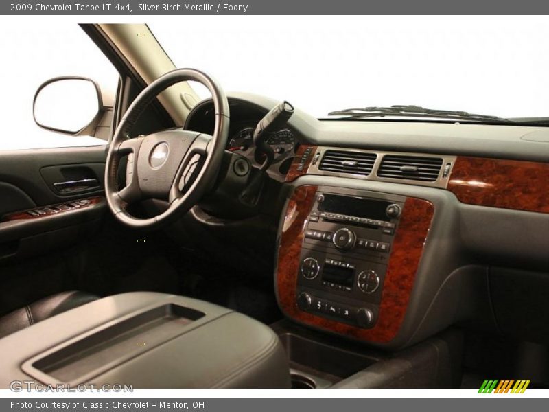 Silver Birch Metallic / Ebony 2009 Chevrolet Tahoe LT 4x4