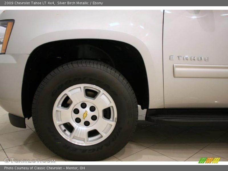 Silver Birch Metallic / Ebony 2009 Chevrolet Tahoe LT 4x4