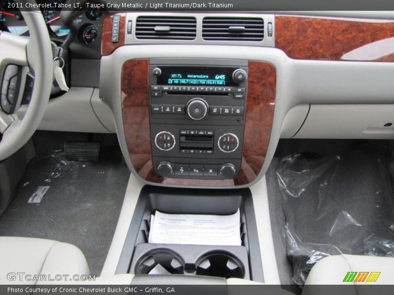 Controls of 2011 Tahoe LT