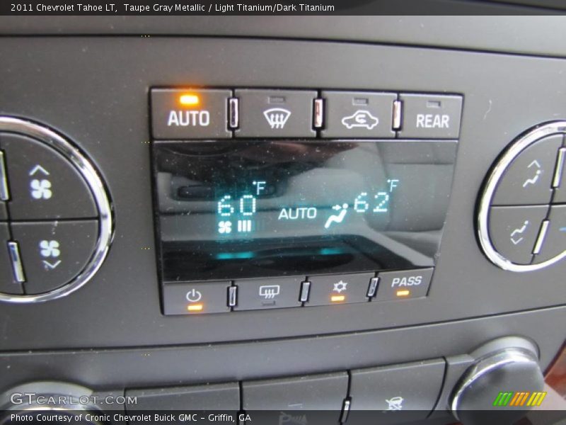 Controls of 2011 Tahoe LT