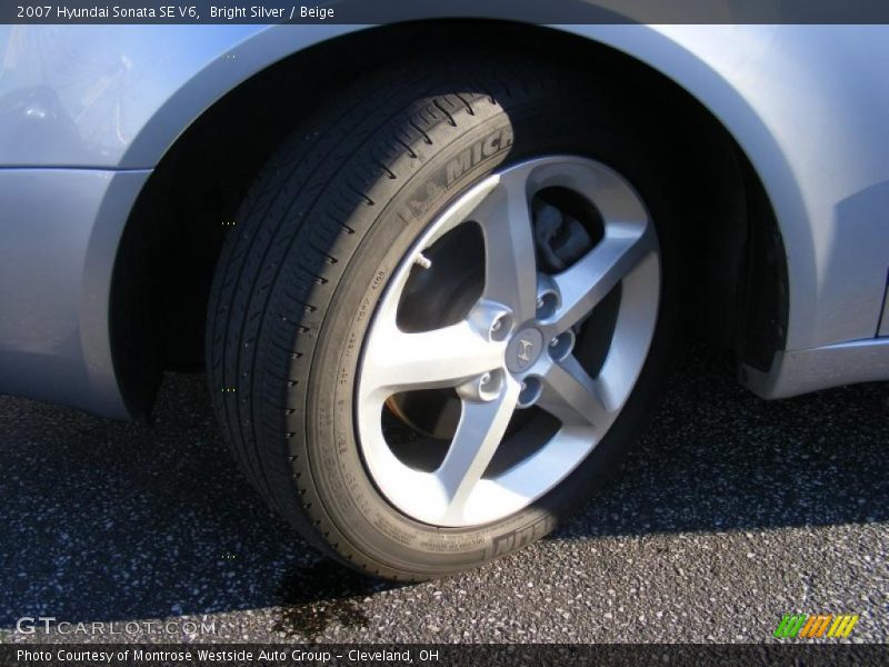 Bright Silver / Beige 2007 Hyundai Sonata SE V6