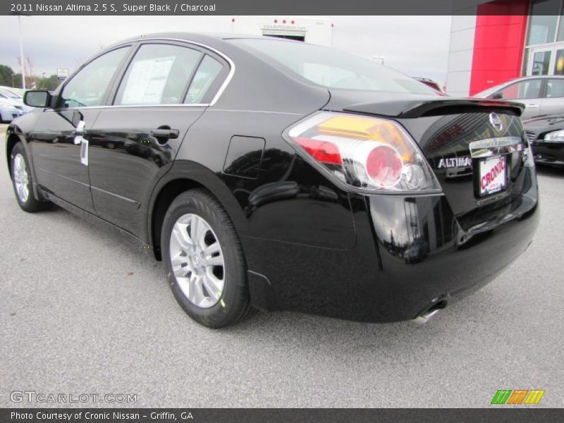 Super Black / Charcoal 2011 Nissan Altima 2.5 S