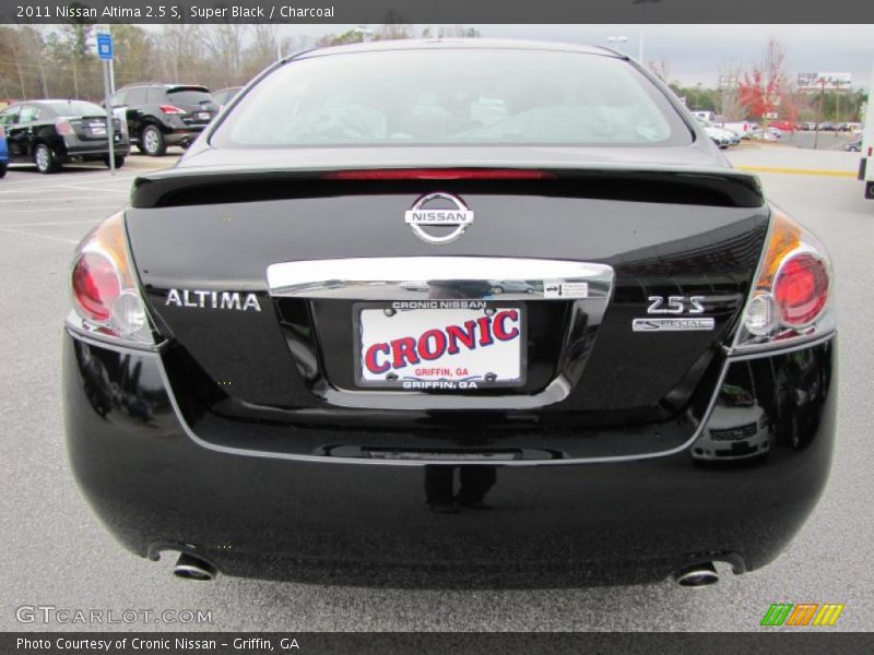 Super Black / Charcoal 2011 Nissan Altima 2.5 S