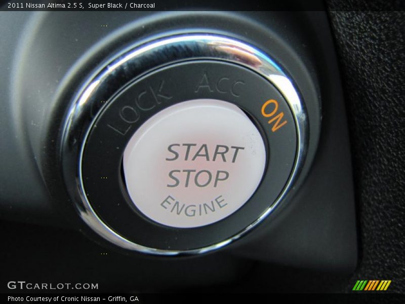 Super Black / Charcoal 2011 Nissan Altima 2.5 S