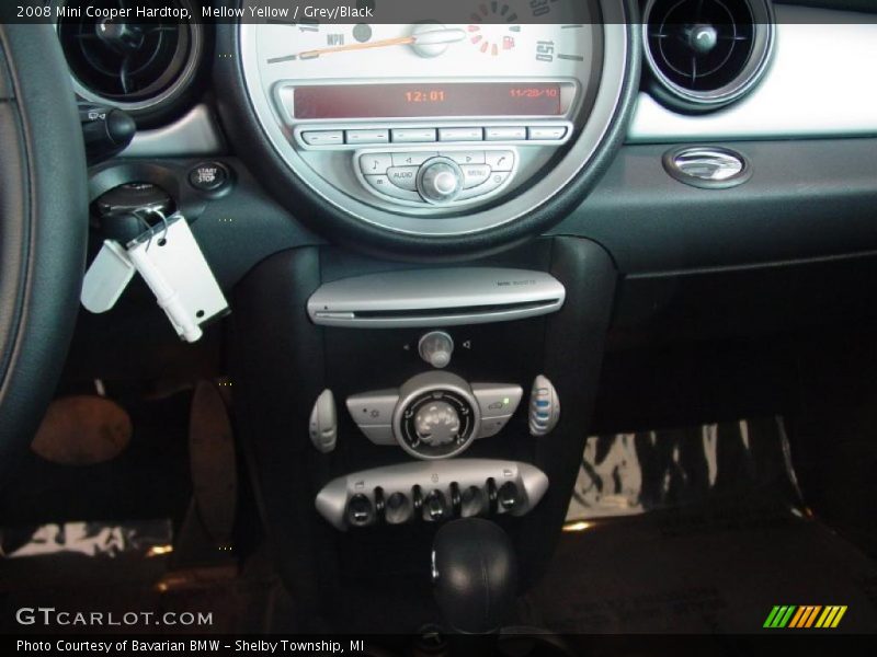 Mellow Yellow / Grey/Black 2008 Mini Cooper Hardtop