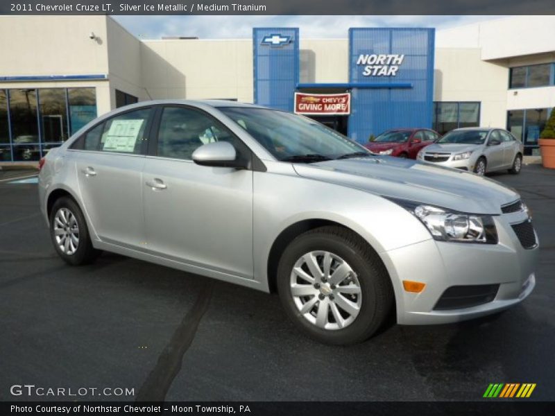 Silver Ice Metallic / Medium Titanium 2011 Chevrolet Cruze LT