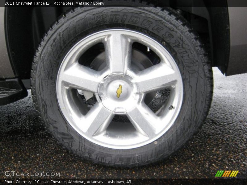  2011 Tahoe LS Wheel