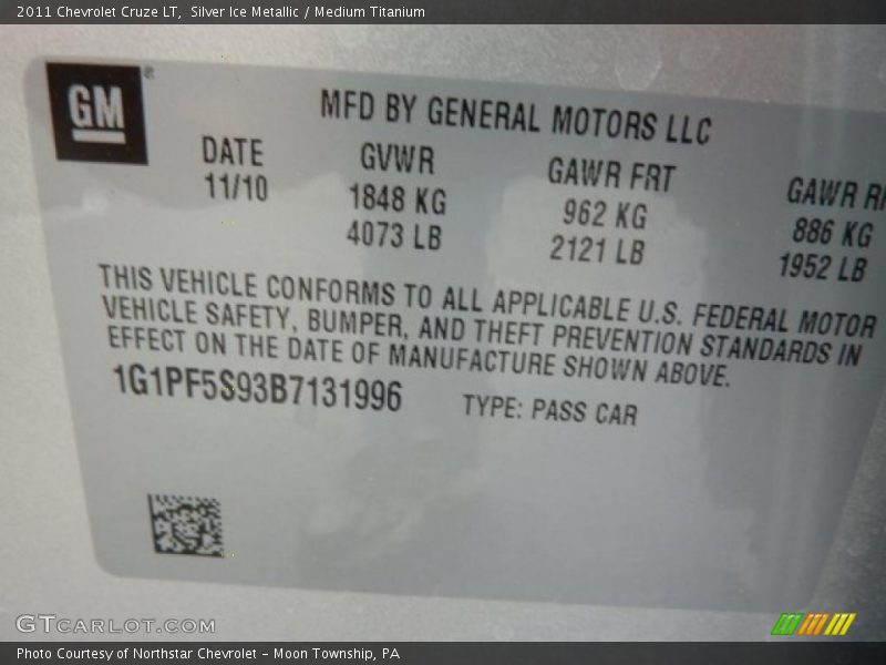 Silver Ice Metallic / Medium Titanium 2011 Chevrolet Cruze LT