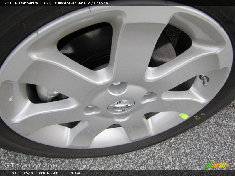 Brilliant Silver Metallic / Charcoal 2011 Nissan Sentra 2.0 SR