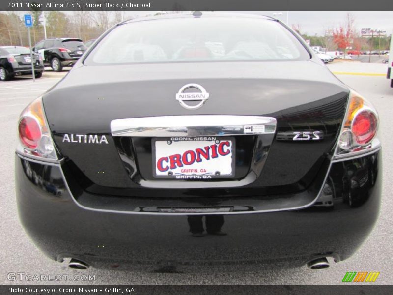 Super Black / Charcoal 2011 Nissan Altima 2.5 S
