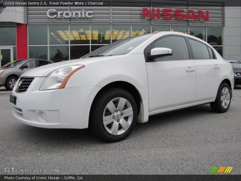 Fresh Powder White / Charcoal 2009 Nissan Sentra 2.0