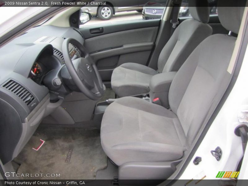 Fresh Powder White / Charcoal 2009 Nissan Sentra 2.0