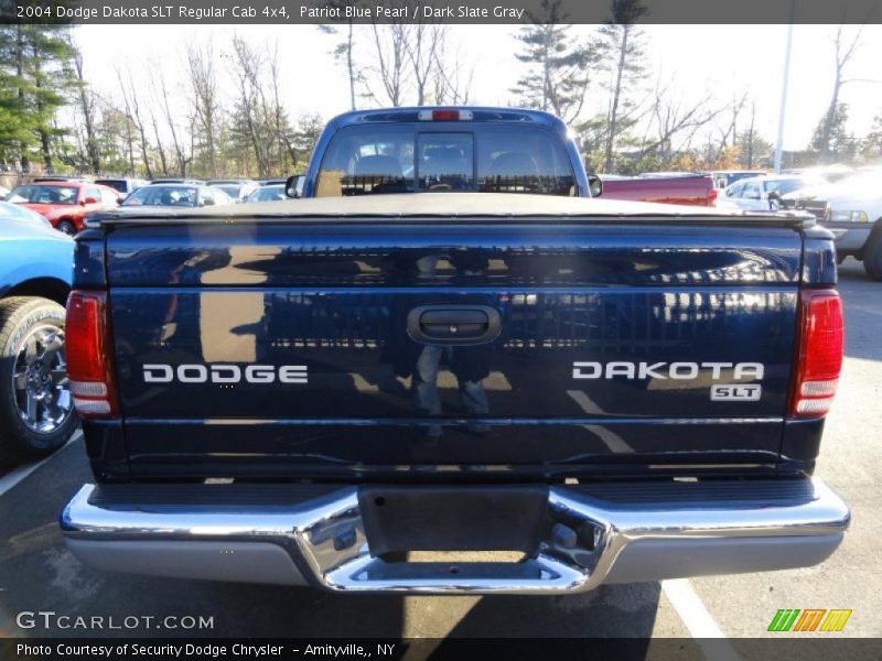  2004 Dakota SLT Regular Cab 4x4 Logo