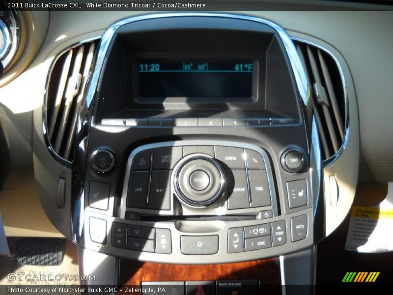 White Diamond Tricoat / Cocoa/Cashmere 2011 Buick LaCrosse CXL