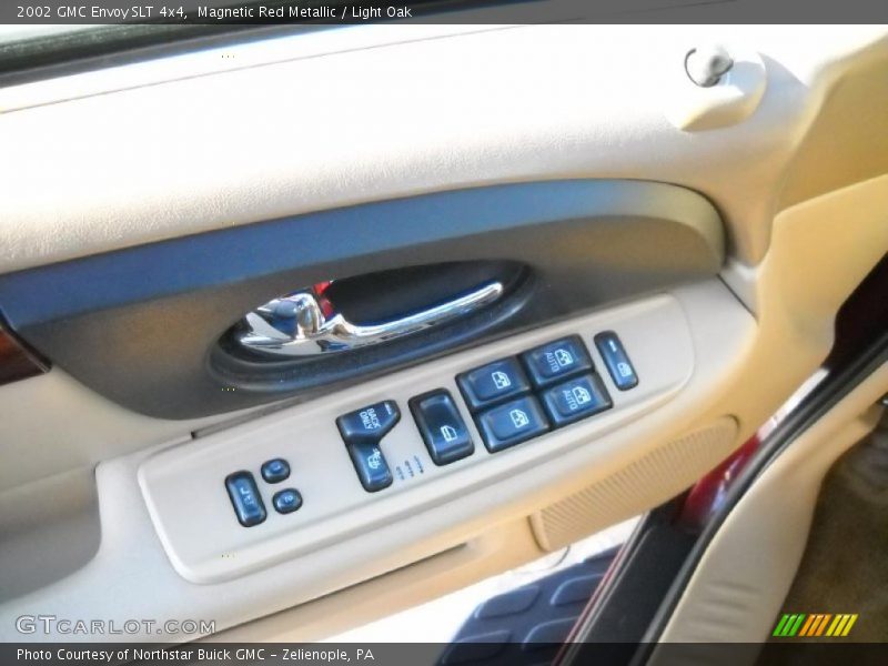 Magnetic Red Metallic / Light Oak 2002 GMC Envoy SLT 4x4