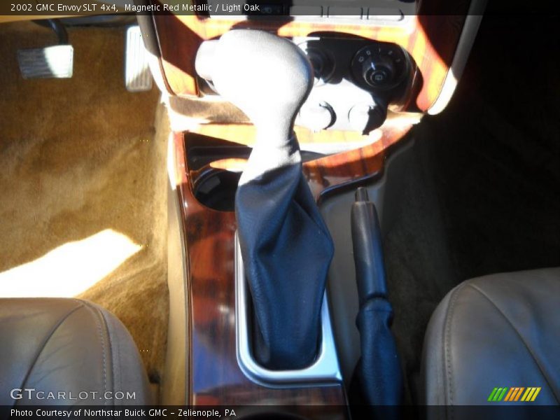 Magnetic Red Metallic / Light Oak 2002 GMC Envoy SLT 4x4