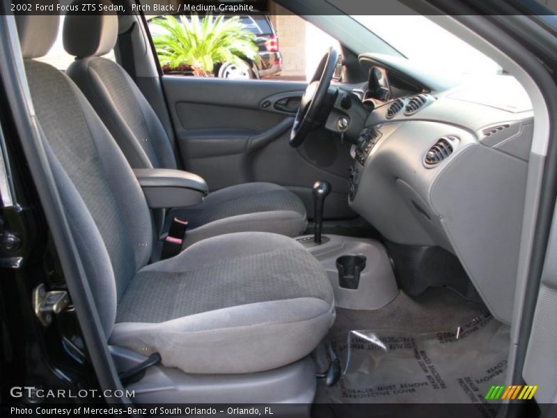  2002 Focus ZTS Sedan Medium Graphite Interior