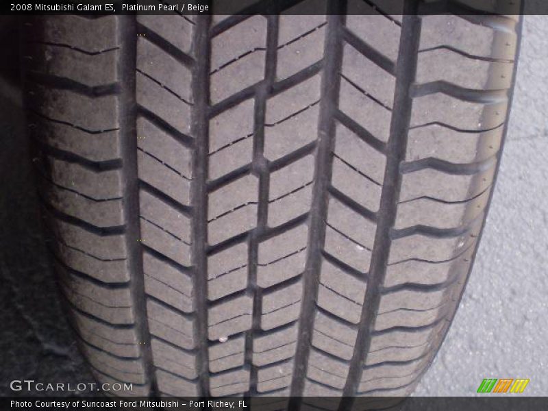 Platinum Pearl / Beige 2008 Mitsubishi Galant ES
