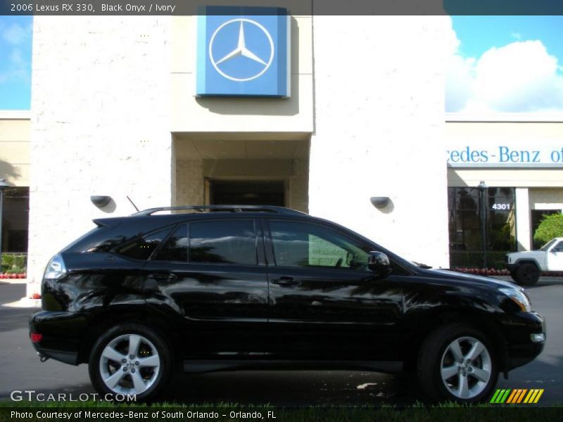 Black Onyx / Ivory 2006 Lexus RX 330