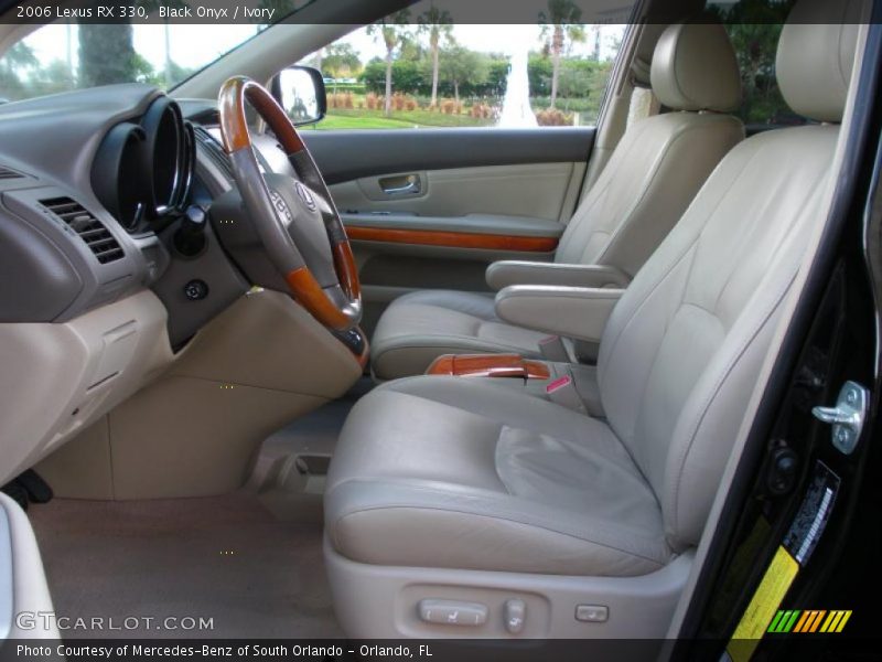  2006 RX 330 Ivory Interior