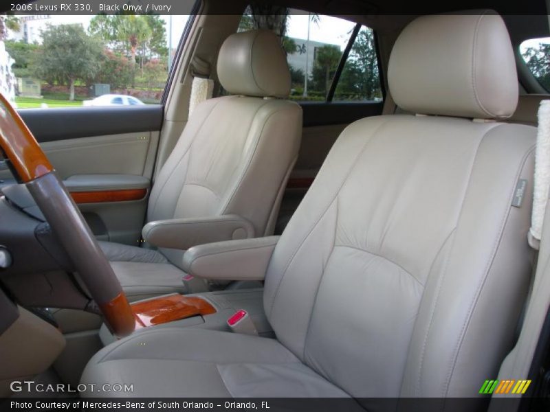  2006 RX 330 Ivory Interior