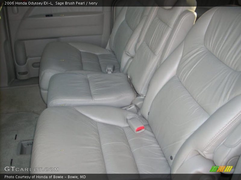 Sage Brush Pearl / Ivory 2006 Honda Odyssey EX-L
